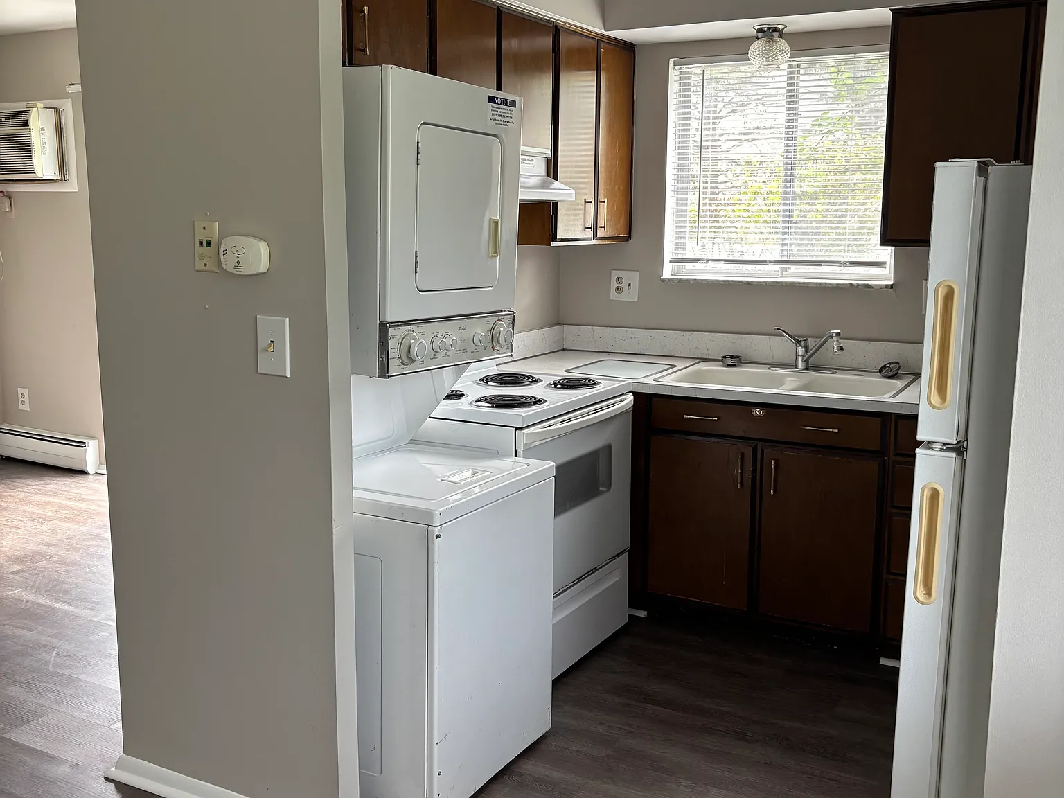 1 bed, 600 sqft, $1,200 — Photo 2