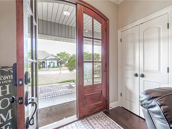 4th image of 100 Iberia Ln