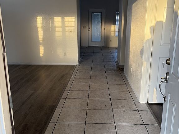 2nd image of 12891 Pueblo Ln