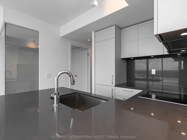 188 Cumberland St #2510 — Photo 9