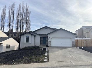 345 NW Parr Dr, Pullman, WA 99163