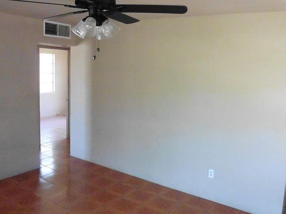 5th image of 1531 W Atlanta Ave
