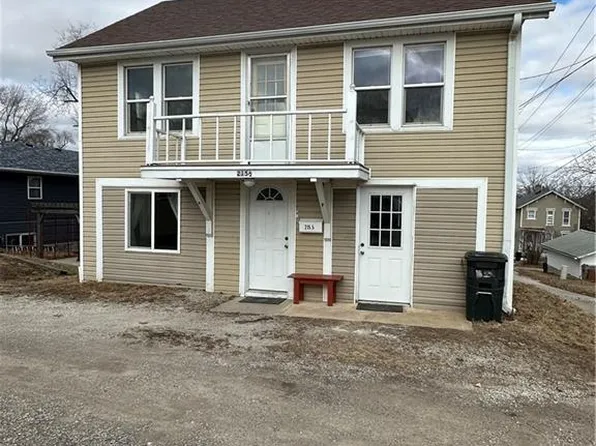 215 W 8th St, Maryville, MO 64468