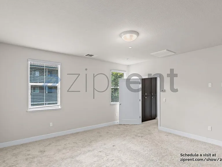 3786 Vine St — Photo 21