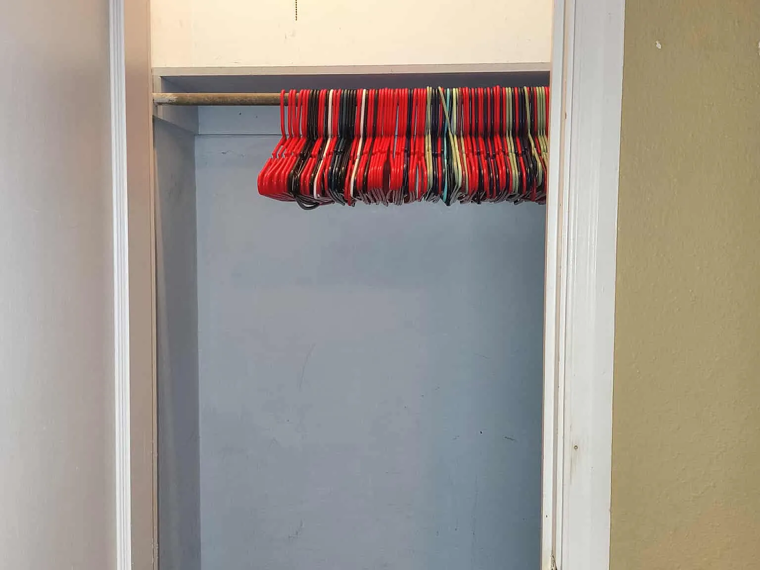 4 bed, 1.5 bath, $800 — Photo 4
