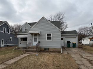 201 N Sverdrup Ave, Jackson, MN 56143