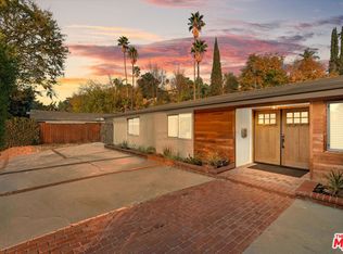 5712 Serrania Ave, Woodland Hills, CA 91367
