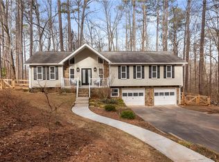 221 Sabrina Ct, Woodstock, GA 30188