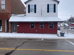 1011 Fairfax Street #FL 2ND, Carlyle, IL 62231