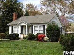 361 17th Ave NE, Hickory, NC 28601