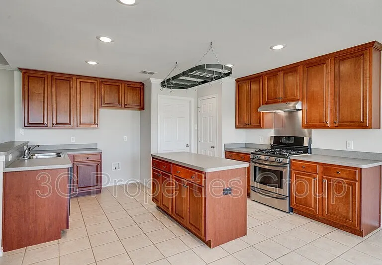5208 Brookside Dr — Photo 10