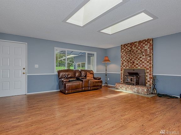 4th image of 17917 NE 124th Ave