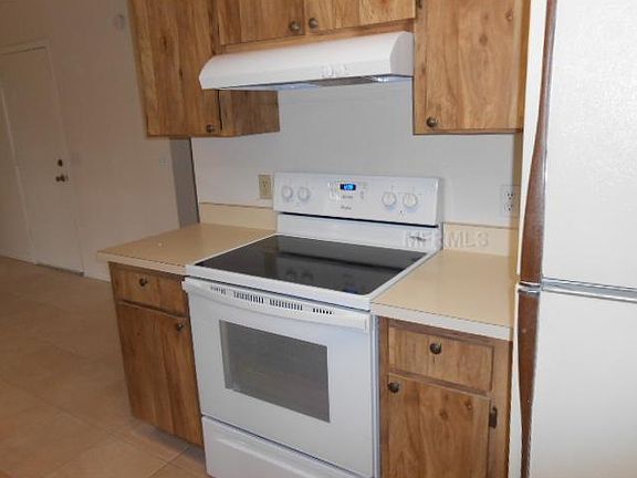 5th image of 12600 Gorda Cir E