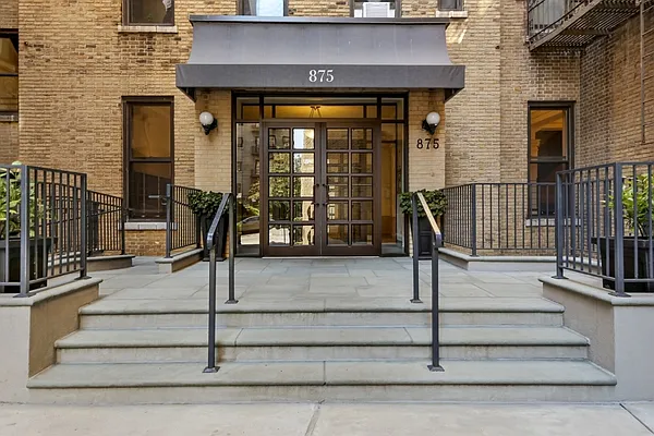 Sold by Compass | media 11