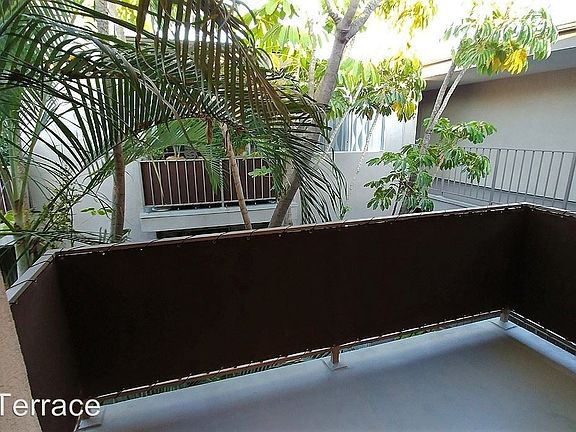 4th image of 10741 Camarillo St APT 304
