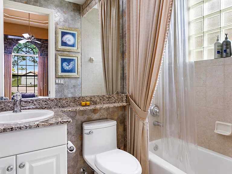6700 Fox Hollow Dr — Photo 25