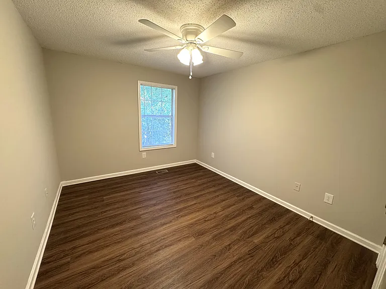 Pineview Townhomes — Photo 26