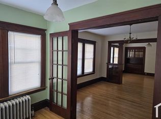 32 Francis St #1, Worcester, MA 01606