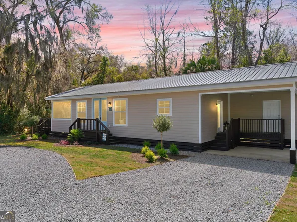 1076 Blue N Hall Rd SE, Darien, GA 31305