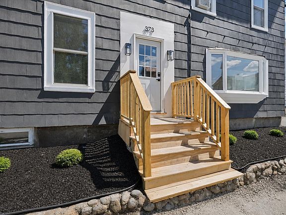 4th image of 373 Bartlett Street