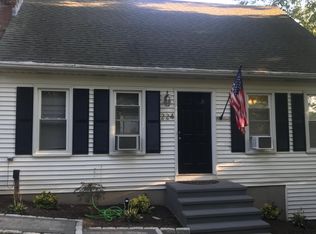 224 Anns Farm Rd, Hamden, CT 06518