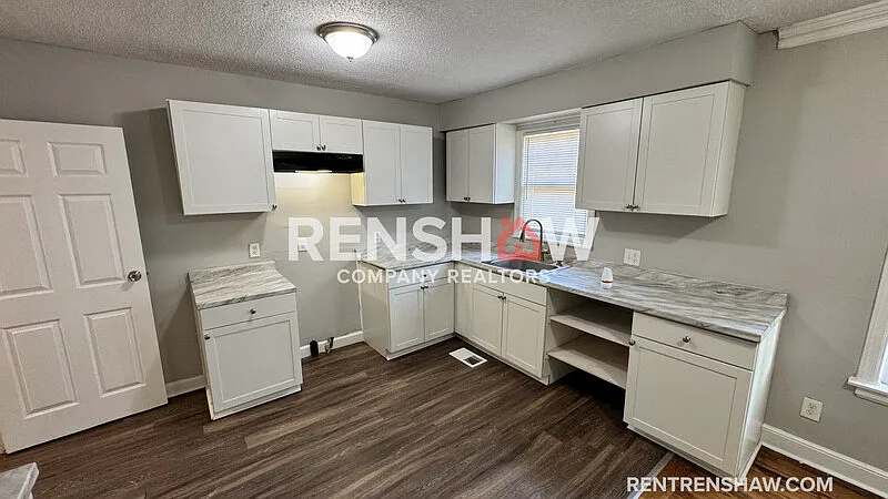 3 bed, 2.0 bath, 1389 sqft, $1,495 — Photo 4