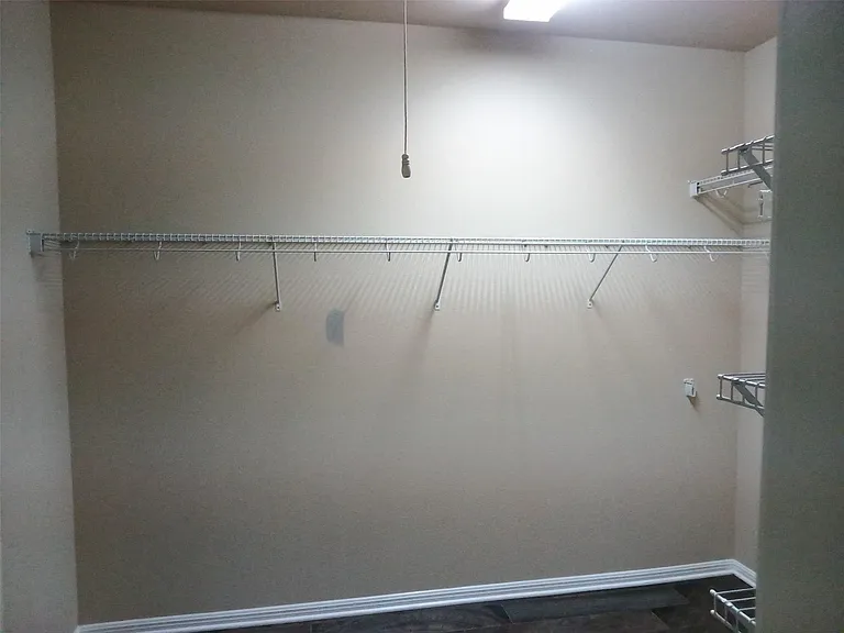 2412 Tumbling River Dr — Photo 9