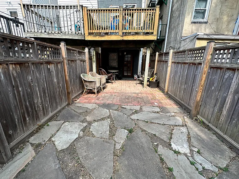 1630 S Charles St #BASEMENT — Photo 12