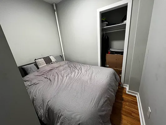 Rented by Salon Realty Corp | media 10