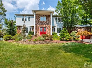 9 Cook Rd, East Brunswick, NJ 08816