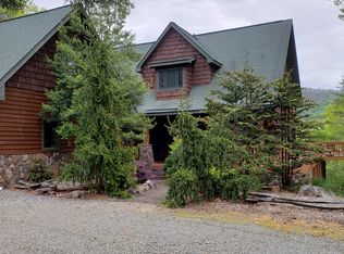 68 Peach Ln, Ellijay, GA 30536