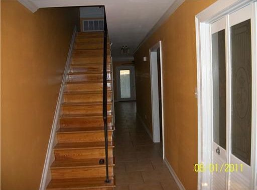 2nd image of 875 Martin Behrman Ave