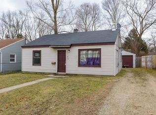 910 Dwight Ave, Kalamazoo, MI 49048