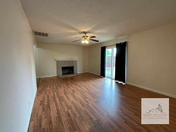 5th image of 4442 N Manila Ave