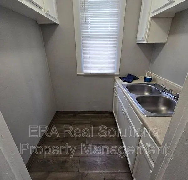 80 Warren Ave — Photo 15