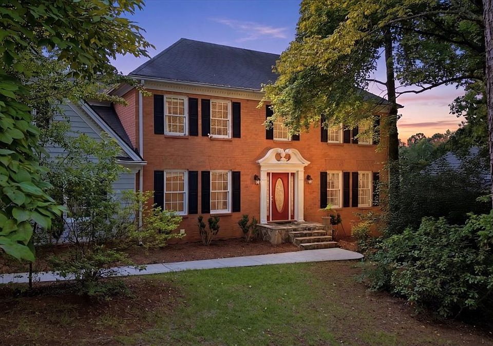 1st image of 713 Chesterfield Dr