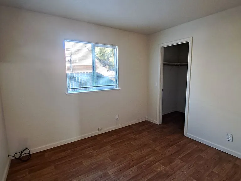 801 Capistrano Dr — Photo 21