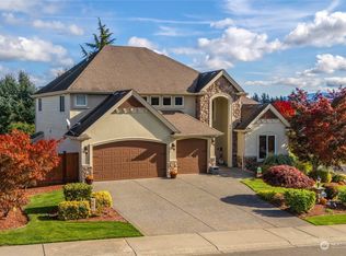 21813 Quiet Water Loop E, Lake Tapps, WA 98391