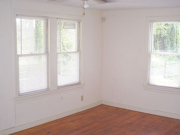 5th image of 6536 SE 222nd Dr