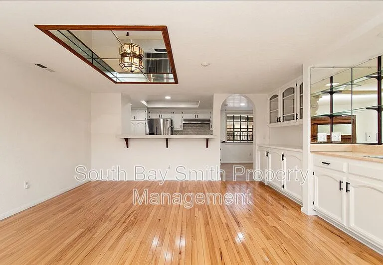 227 S Irena Ave #4 — Photo 7