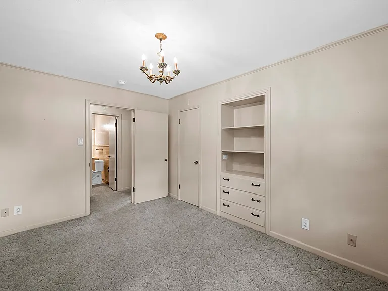 7808 Delhi Rd — Photo 27