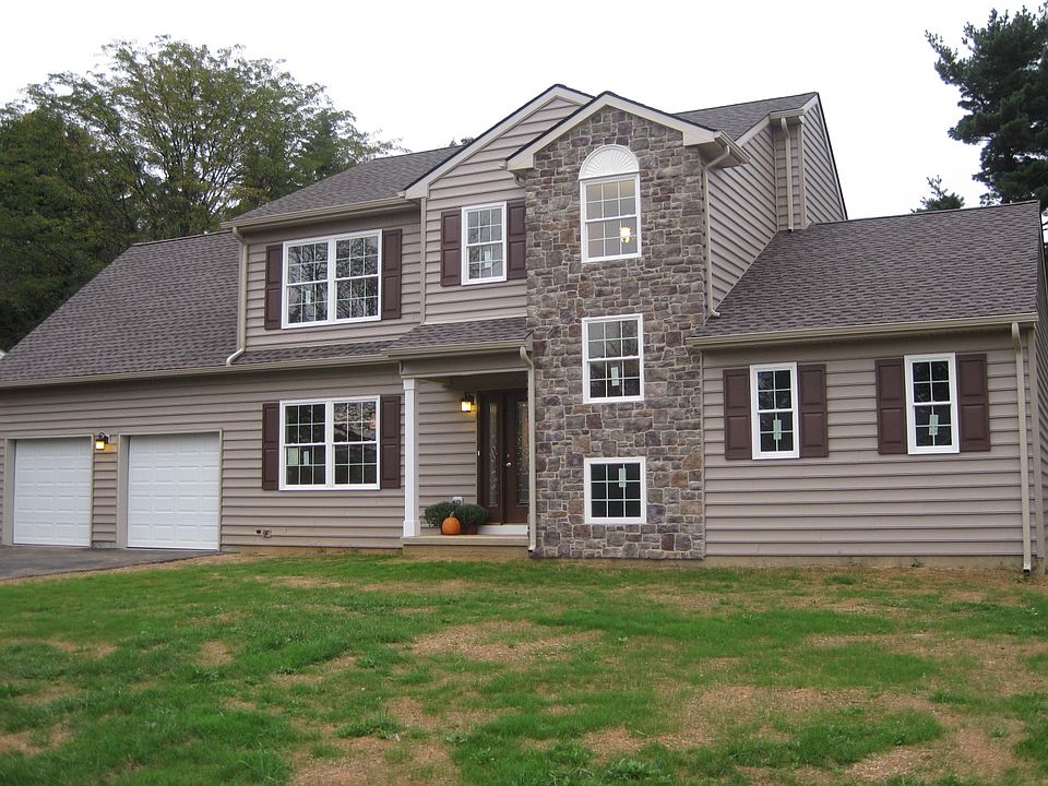 1st image of 1930 Mark Twain Cir