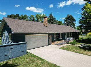 304 5th St, Wakonda, SD 57073