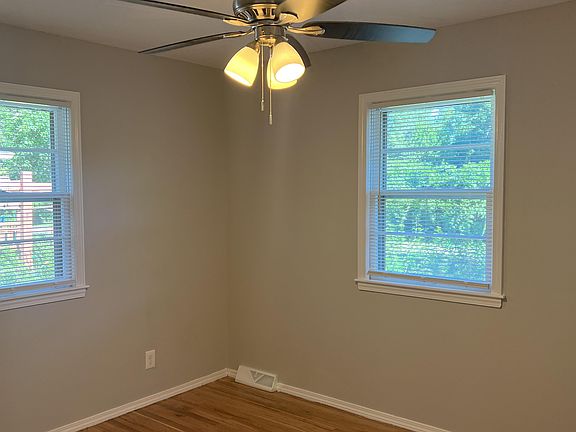 5th image of 314 SW Glendana Dr