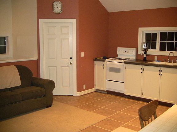 kitchen above garage