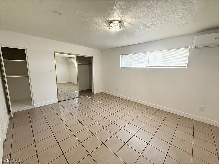 2030 Sunrise Ave #2 — Photo 7