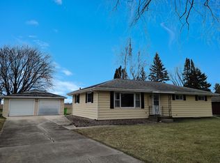 110 W Midway St, Rosendale, WI 54974