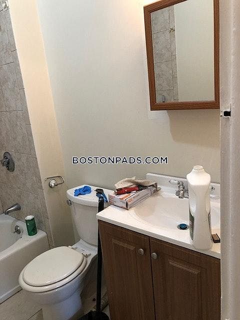 1st image of 224 Washington St APT 21