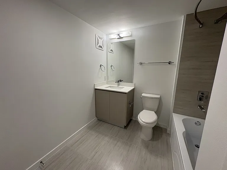 5587 Millenia Park Blvd — Photo 10