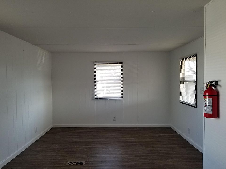 2nd image of 983 Candace Ln #49